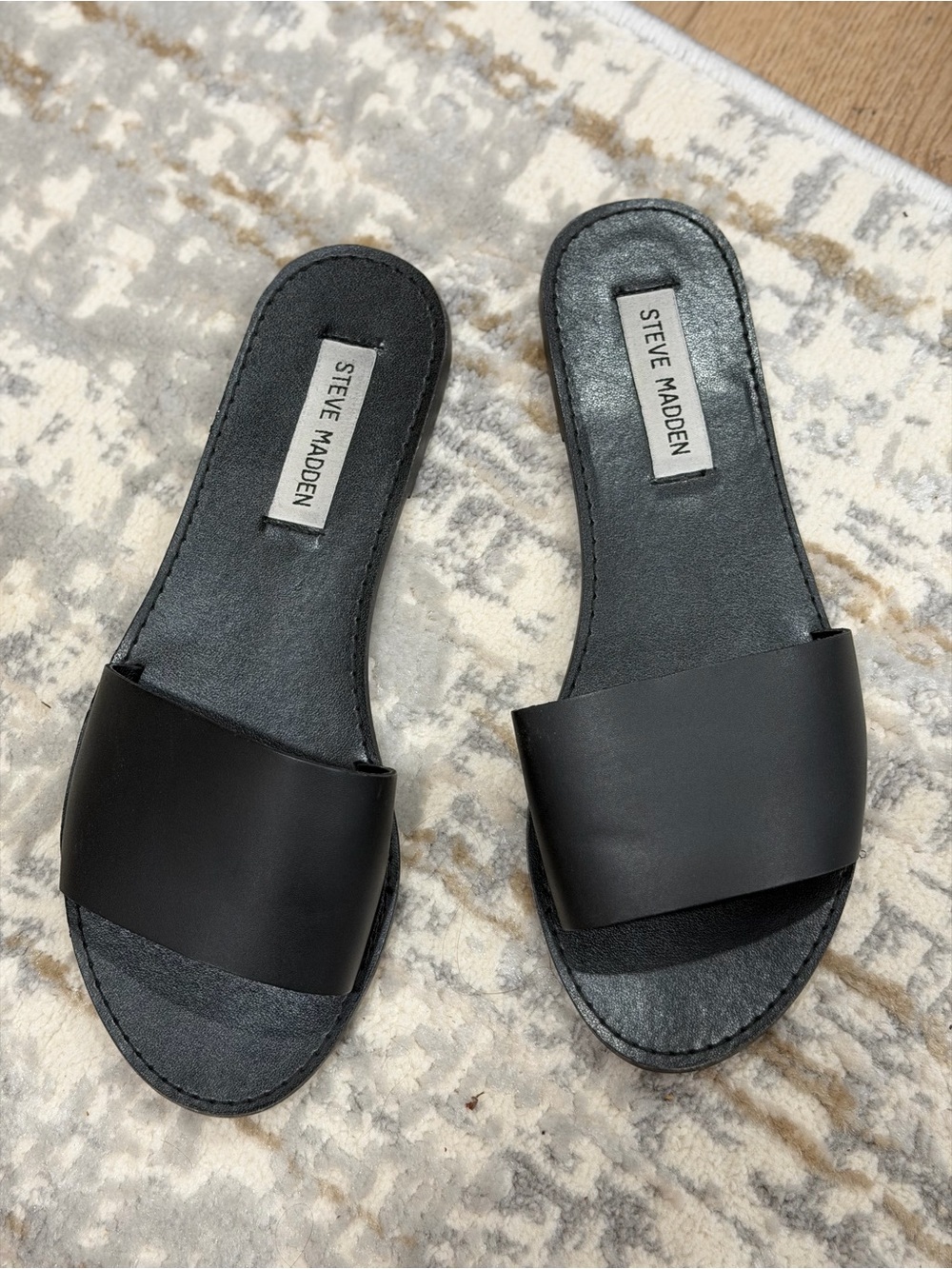 Steve Madden Black Single-Band Slide Sandals